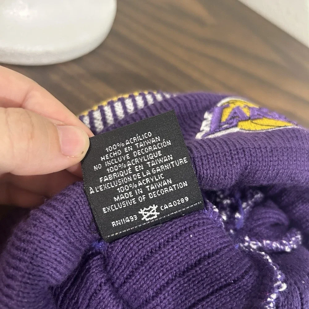 New Era Los Angeles Lakers Beanie Knit Hat Pom Cuffed Purple Gold One Size LA